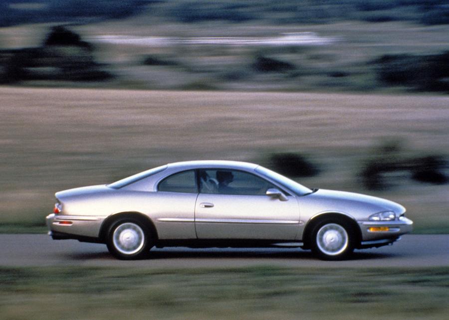  Buick Riviera (D07 GD2) 1995 года  (фото 4 из 23)